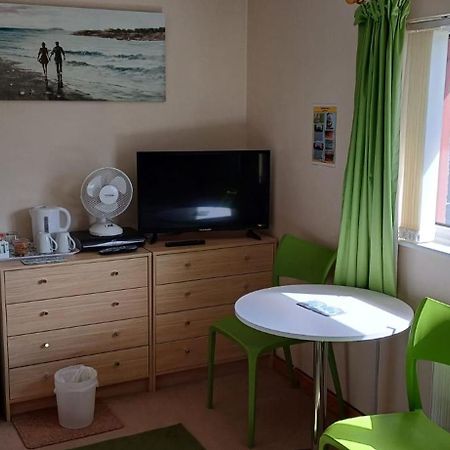 Pendine Sands Guest House Екстериор снимка