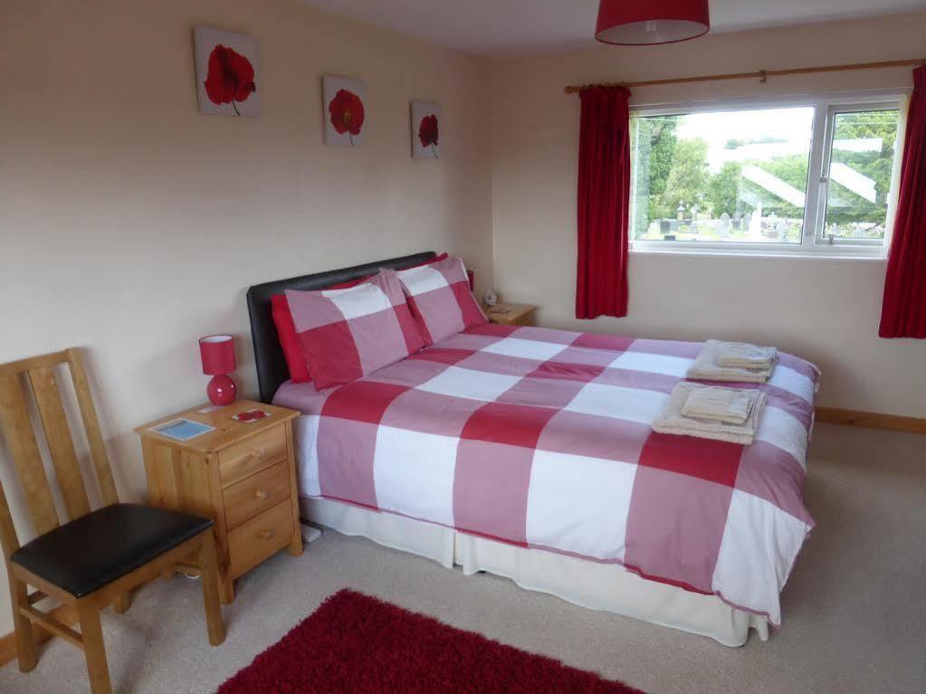 Pendine Sands Guest House Екстериор снимка